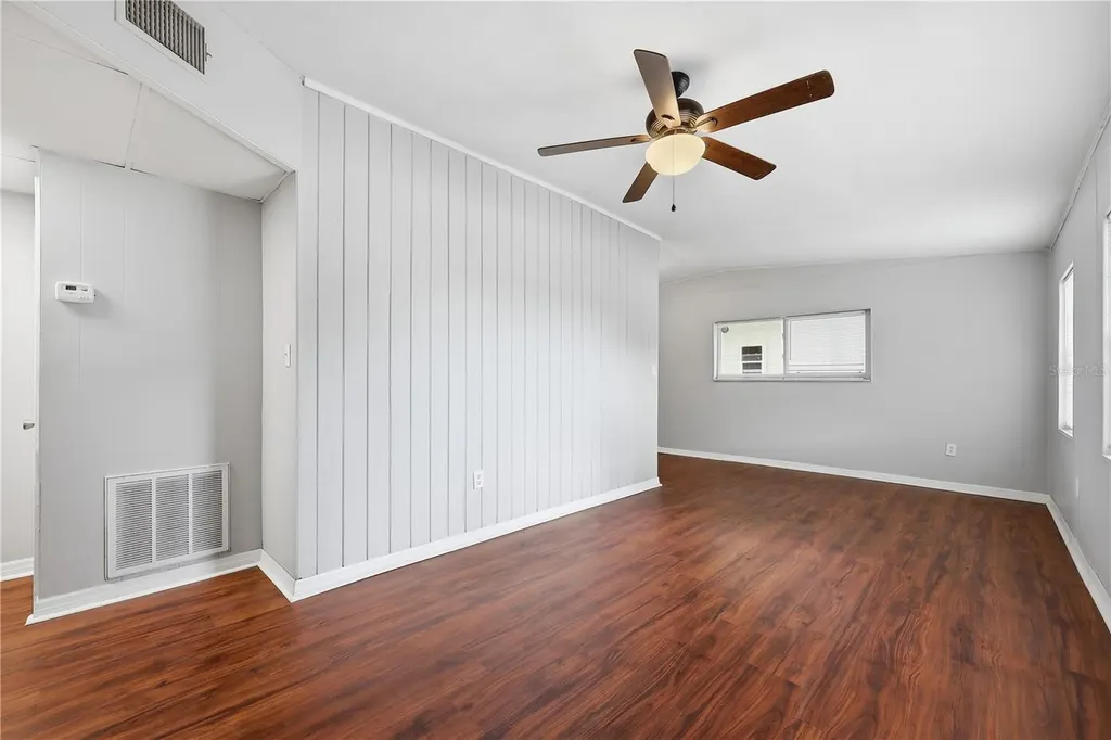 615 Danvers Street Eustis FL 32726