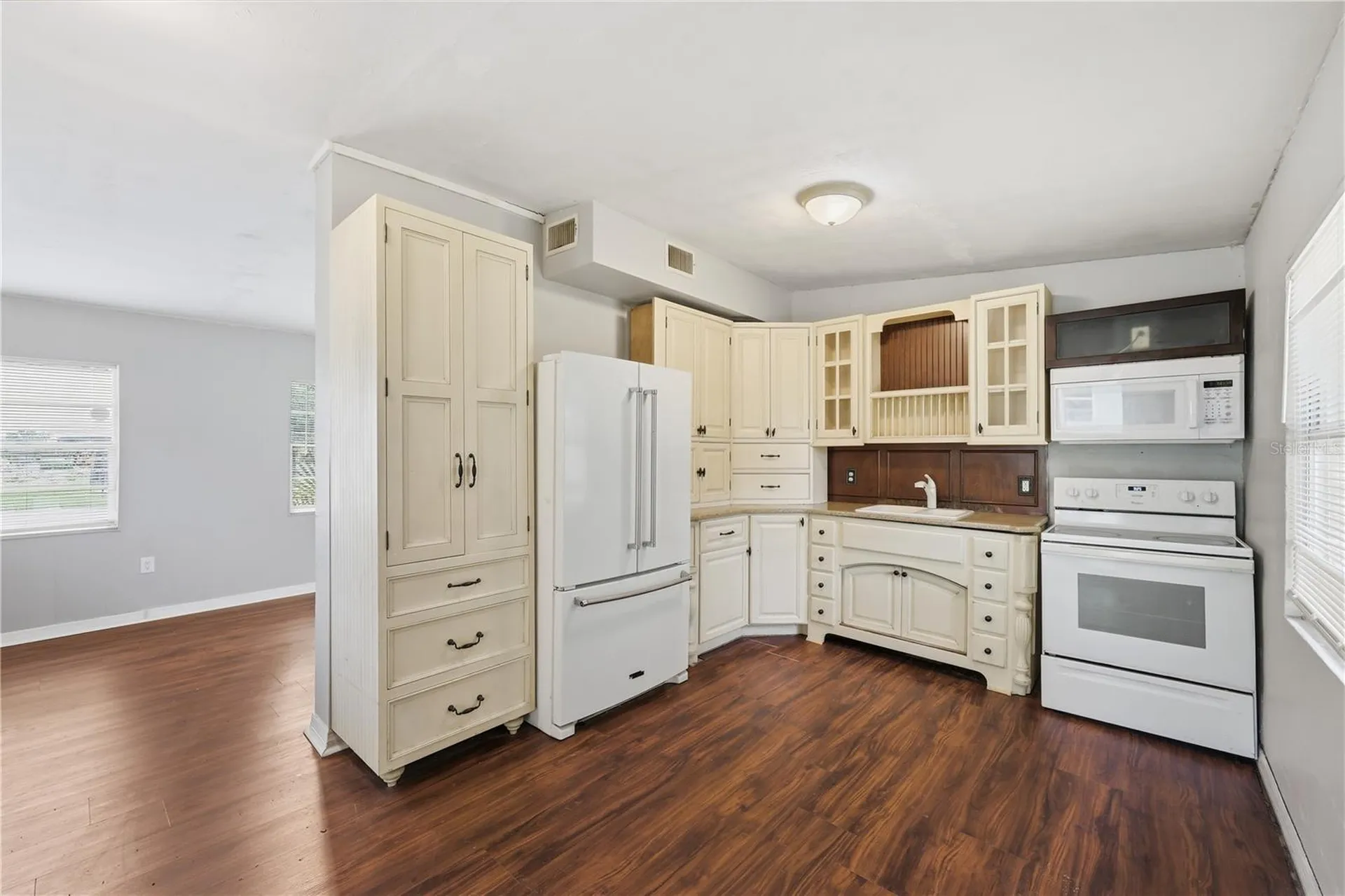 615 Danvers Street Eustis FL 32726