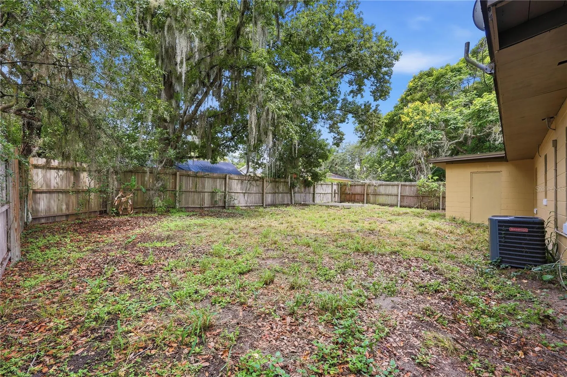 615 Danvers Street Eustis FL 32726