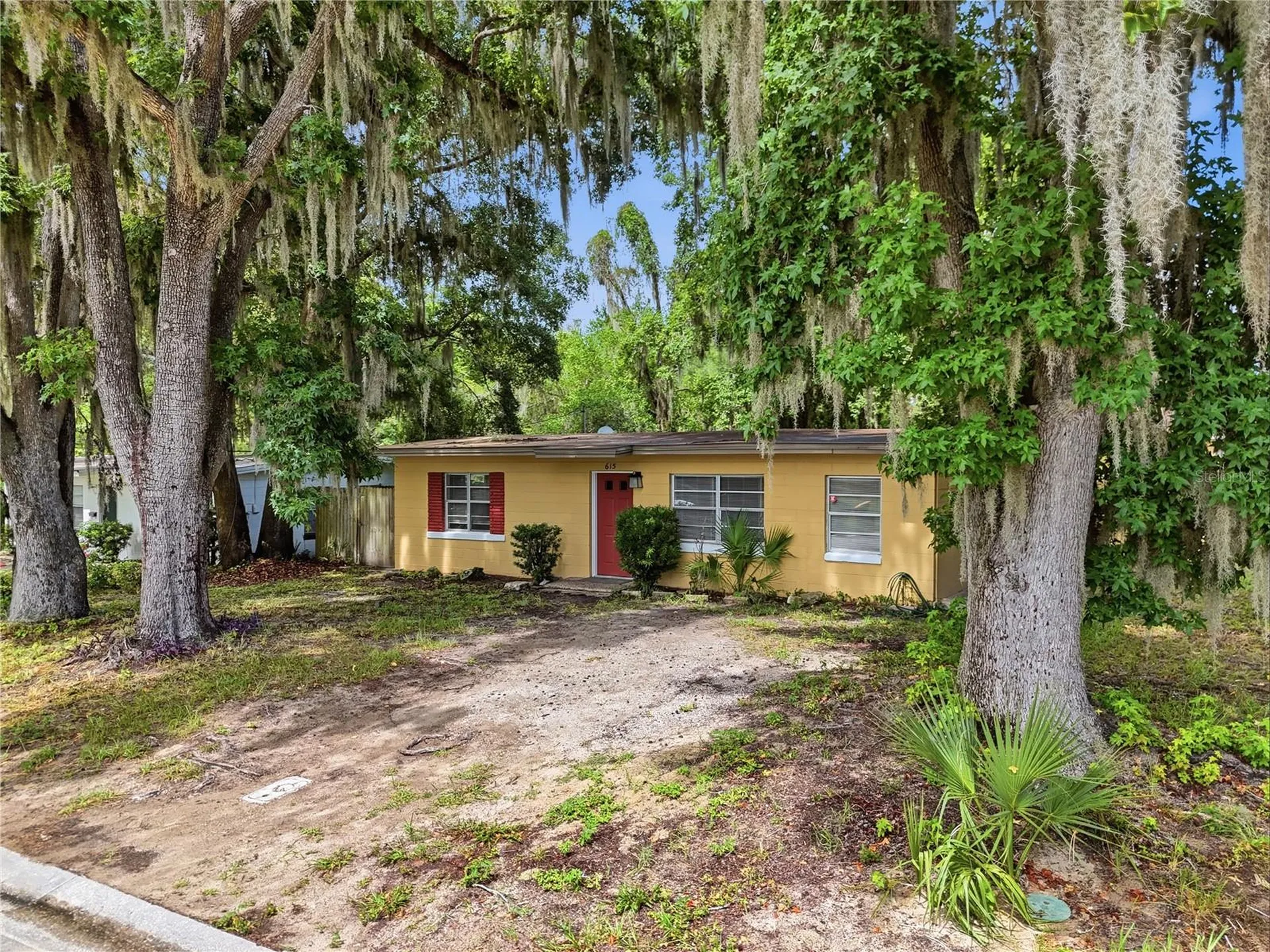 615 Danvers Street Eustis FL 32726
