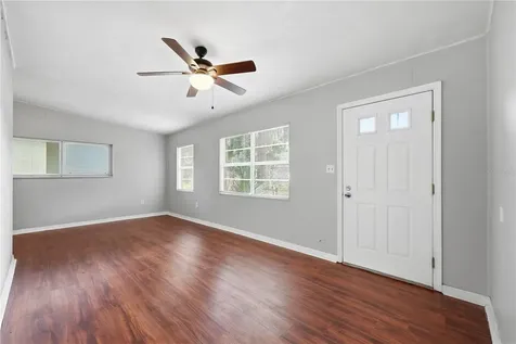 615 Danvers Street Eustis FL 32726