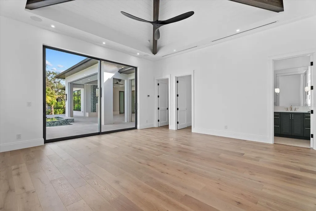 5215 Hidden Harbor Road Sarasota FL 34242