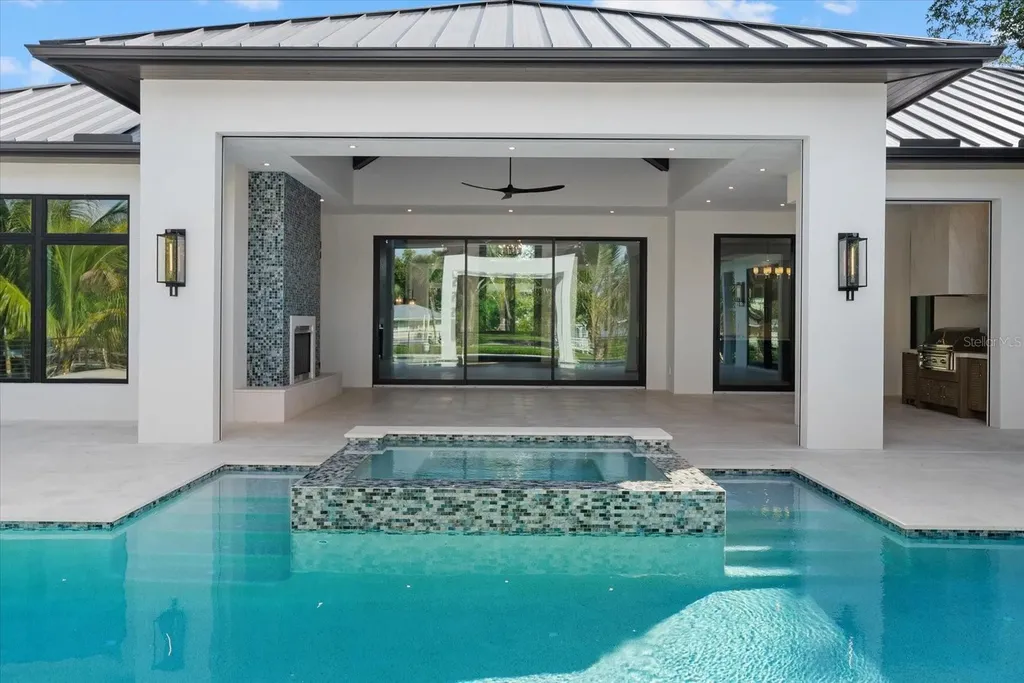 5215 Hidden Harbor Road Sarasota FL 34242
