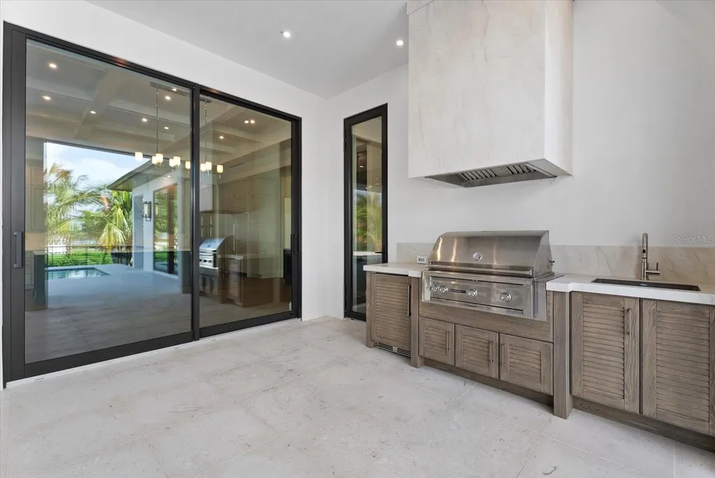 5215 Hidden Harbor Road Sarasota FL 34242
