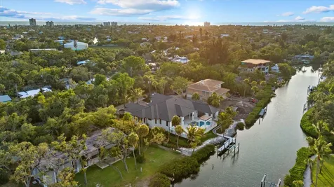 5215 Hidden Harbor Road Sarasota FL 34242