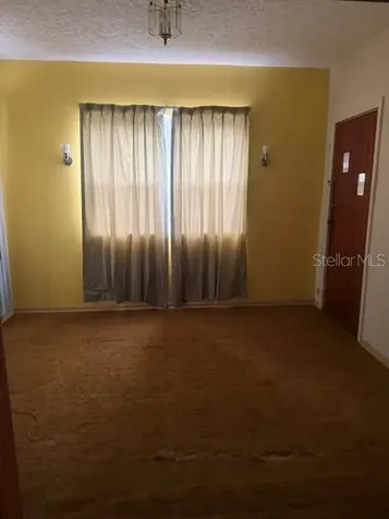 8705 N Wick Place Tampa FL 33604
