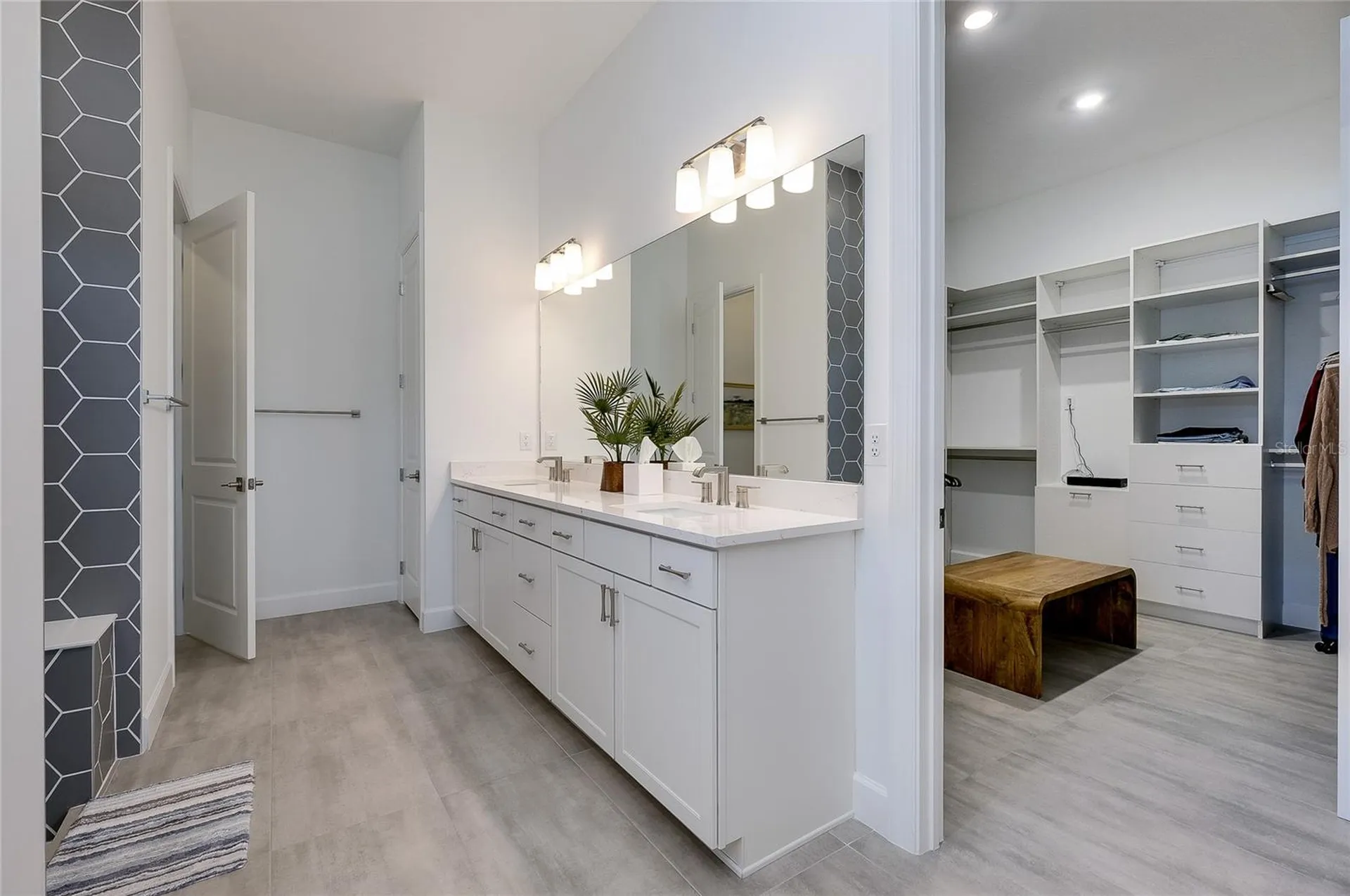 10105 Beachwalk Drive Englewood FL 34223