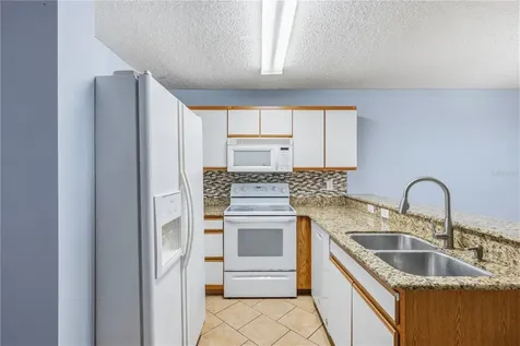8431 Edgewater Place Boulevard Tampa FL 33615