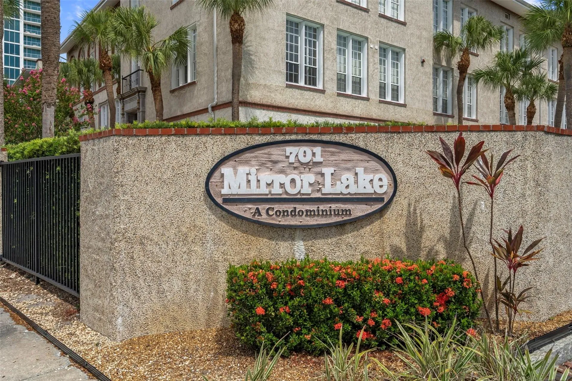 701 Mirror Lake Drive N St Petersburg FL 33701