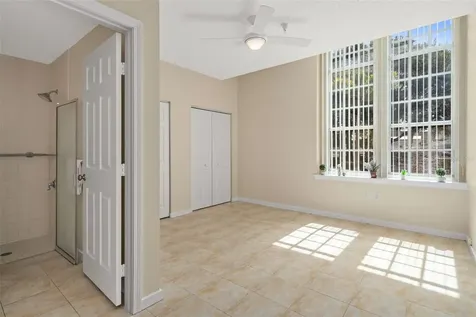 701 Mirror Lake Drive N St Petersburg FL 33701