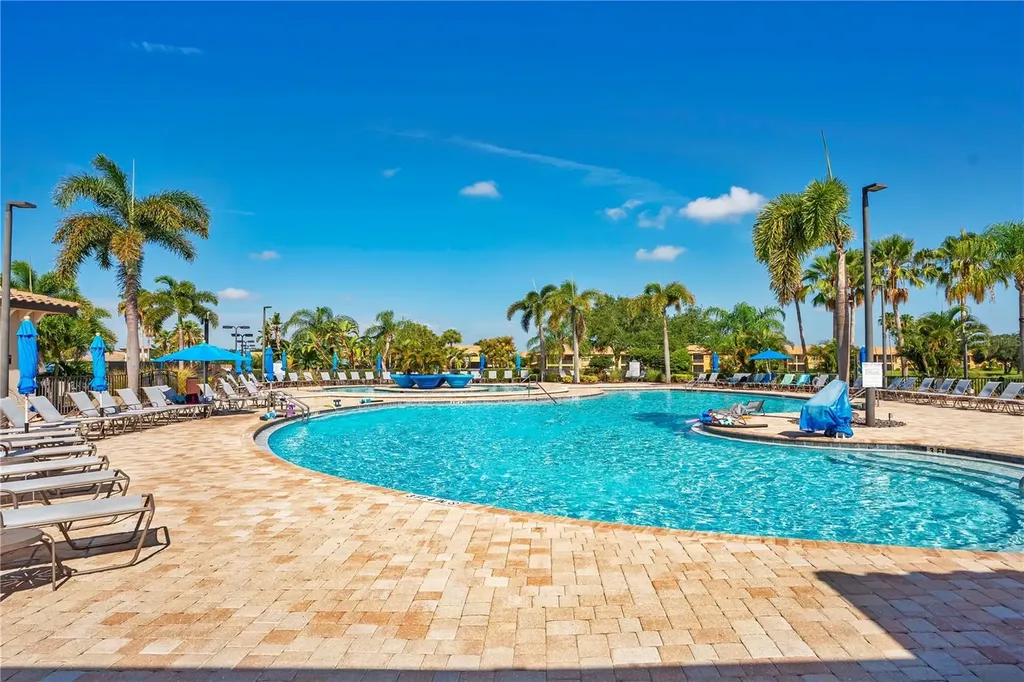 415 Winding Brook Lane Bradenton FL 34212