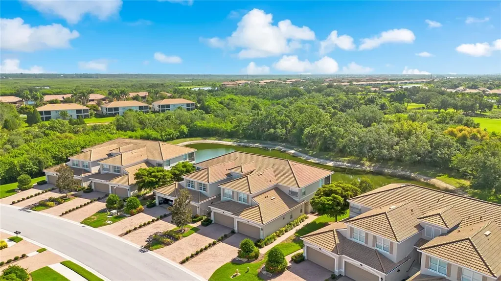 415 Winding Brook Lane Bradenton FL 34212