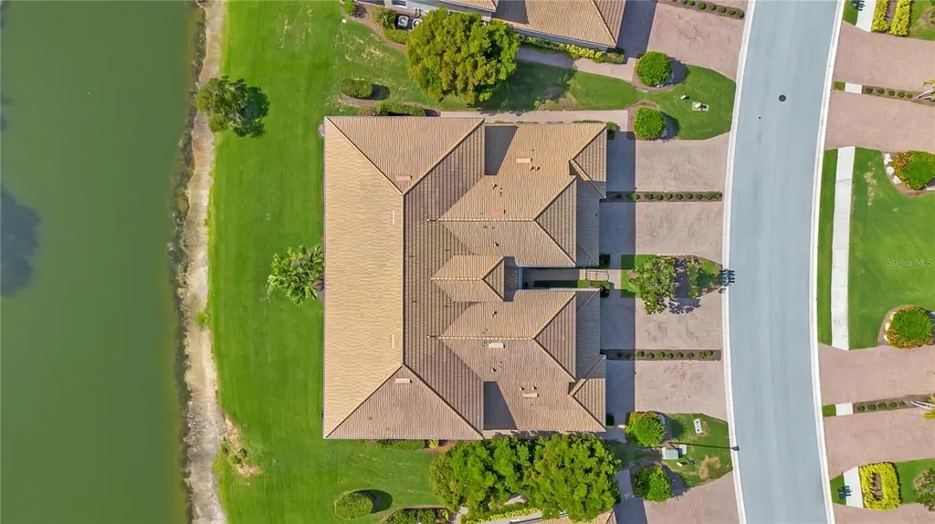 415 Winding Brook Lane Bradenton FL 34212
