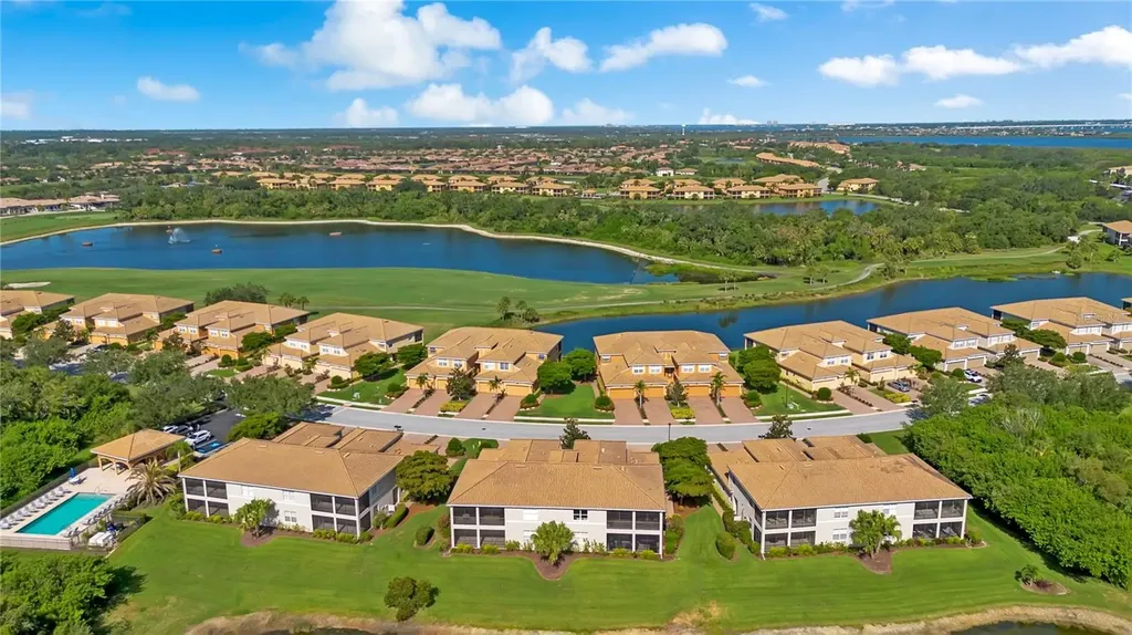 415 Winding Brook Lane Bradenton FL 34212