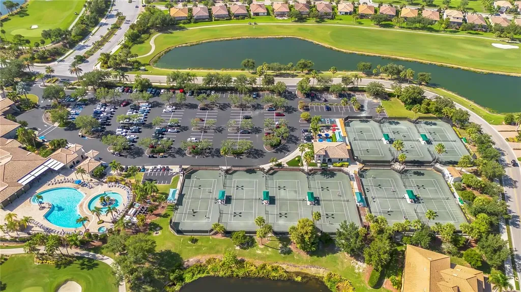 415 Winding Brook Lane Bradenton FL 34212