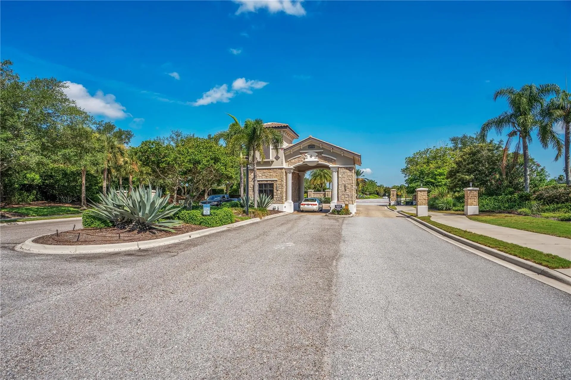 415 Winding Brook Lane Bradenton FL 34212