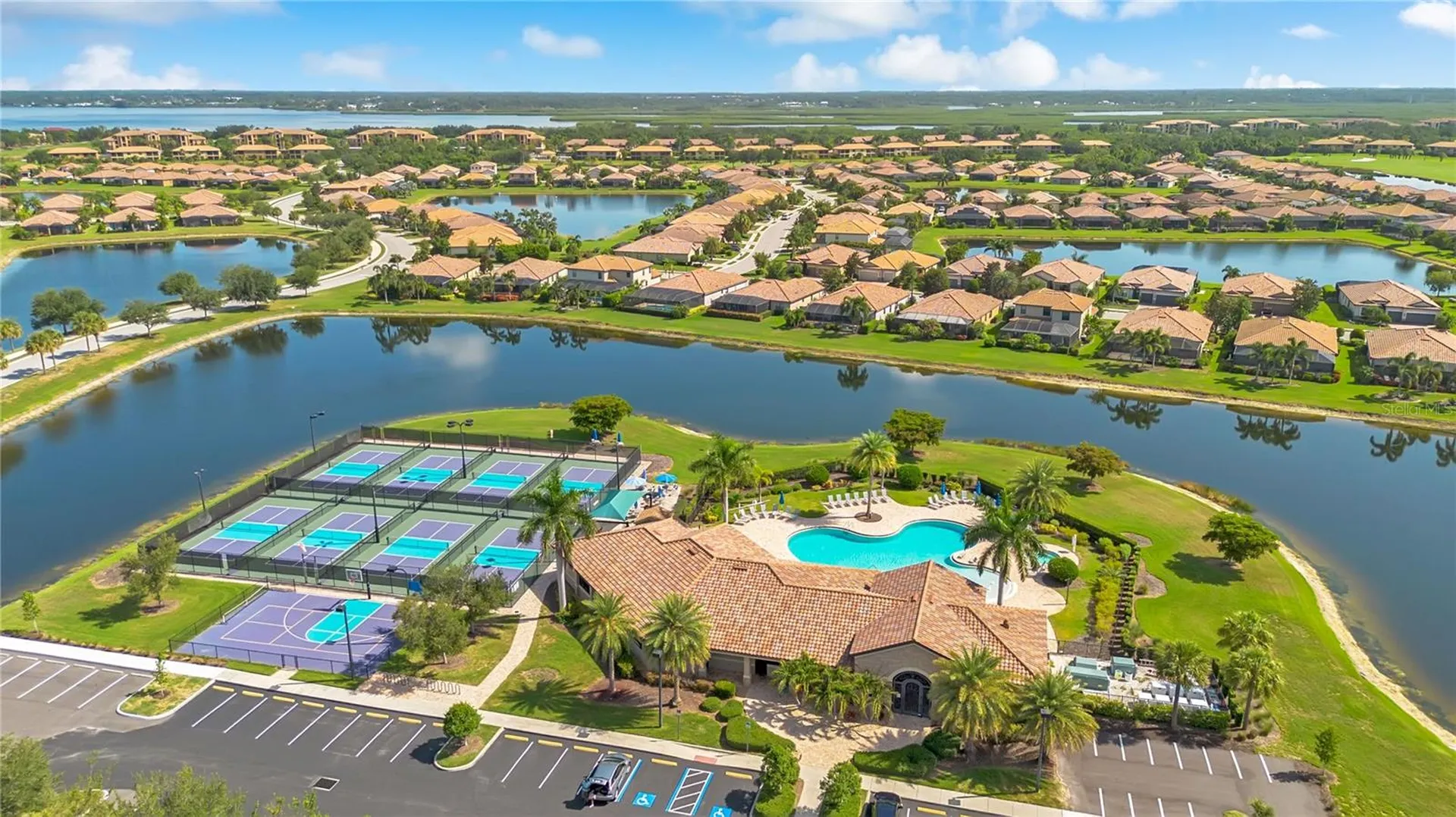 415 Winding Brook Lane Bradenton FL 34212
