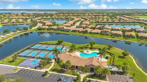 415 Winding Brook Lane Bradenton FL 34212