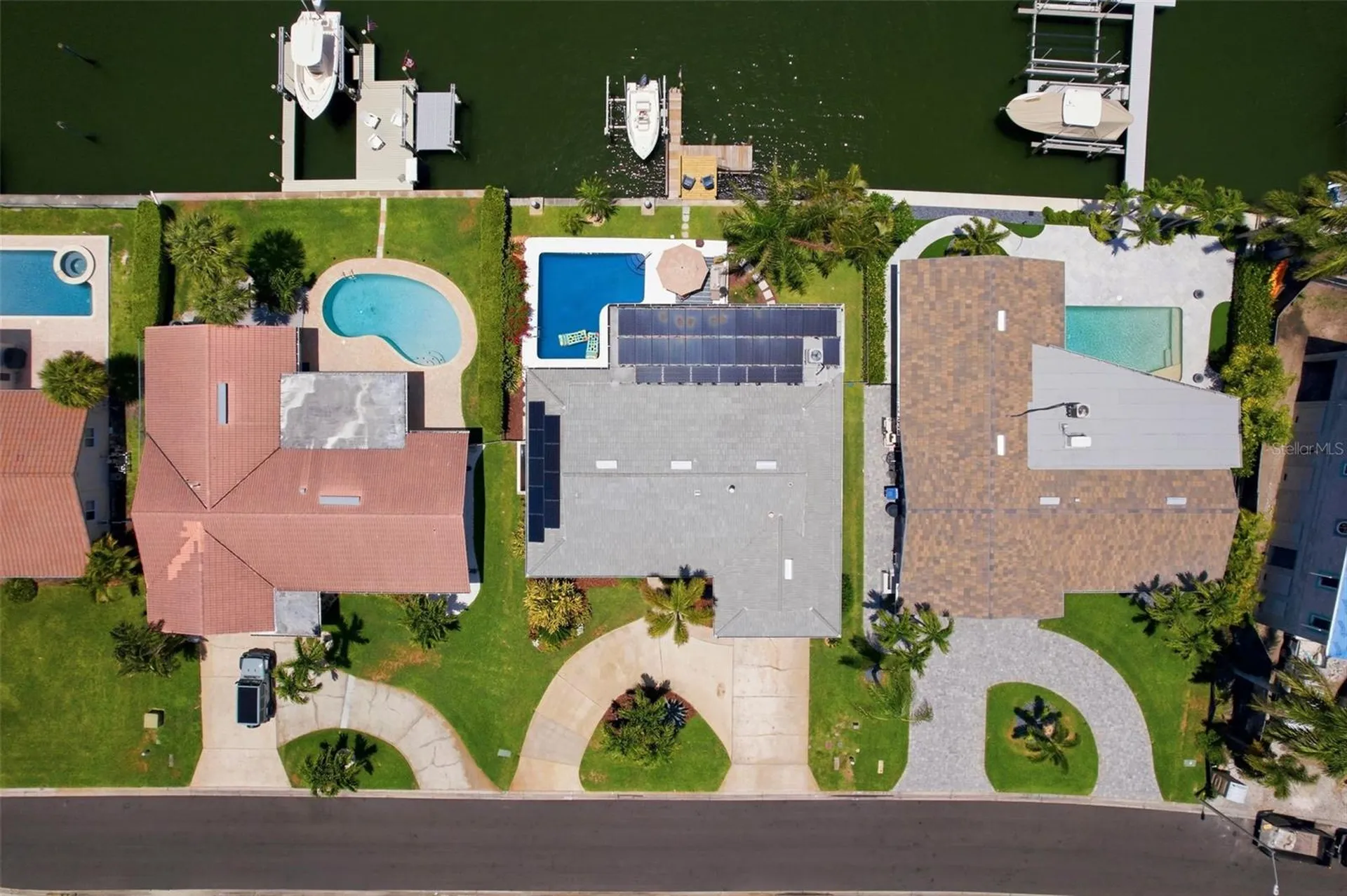 2061 Michigan Avenue NE St Petersburg FL 33703