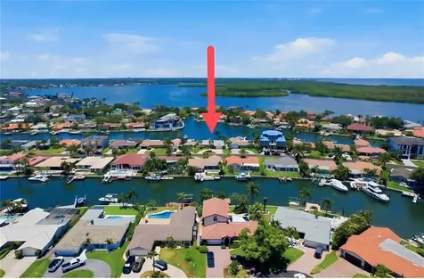 2061 Michigan Avenue NE St Petersburg FL 33703