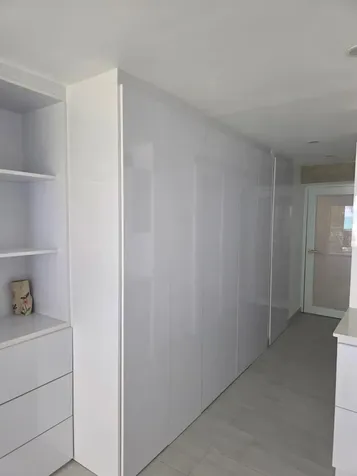 4633 Av. Isla Verde Carolina PR 00979