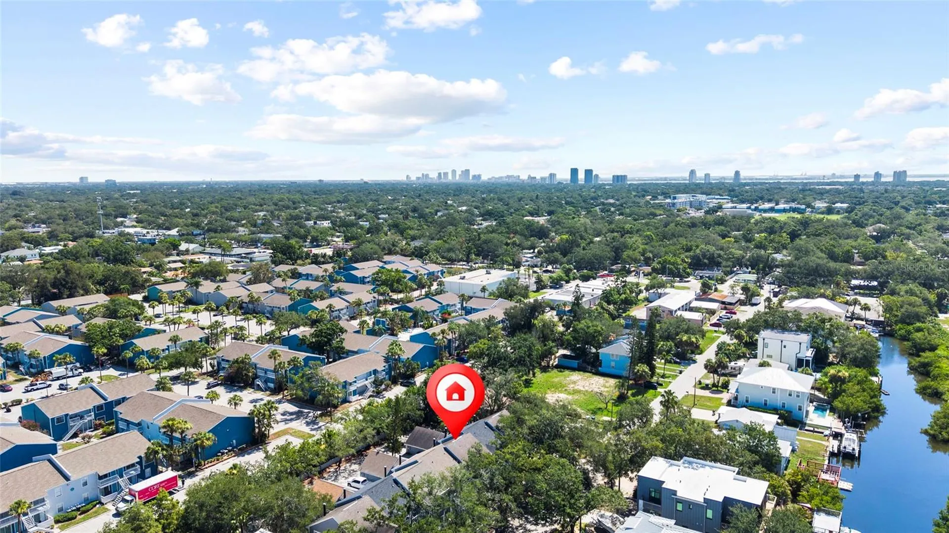 4833 W Flamingo Road Tampa FL 33611