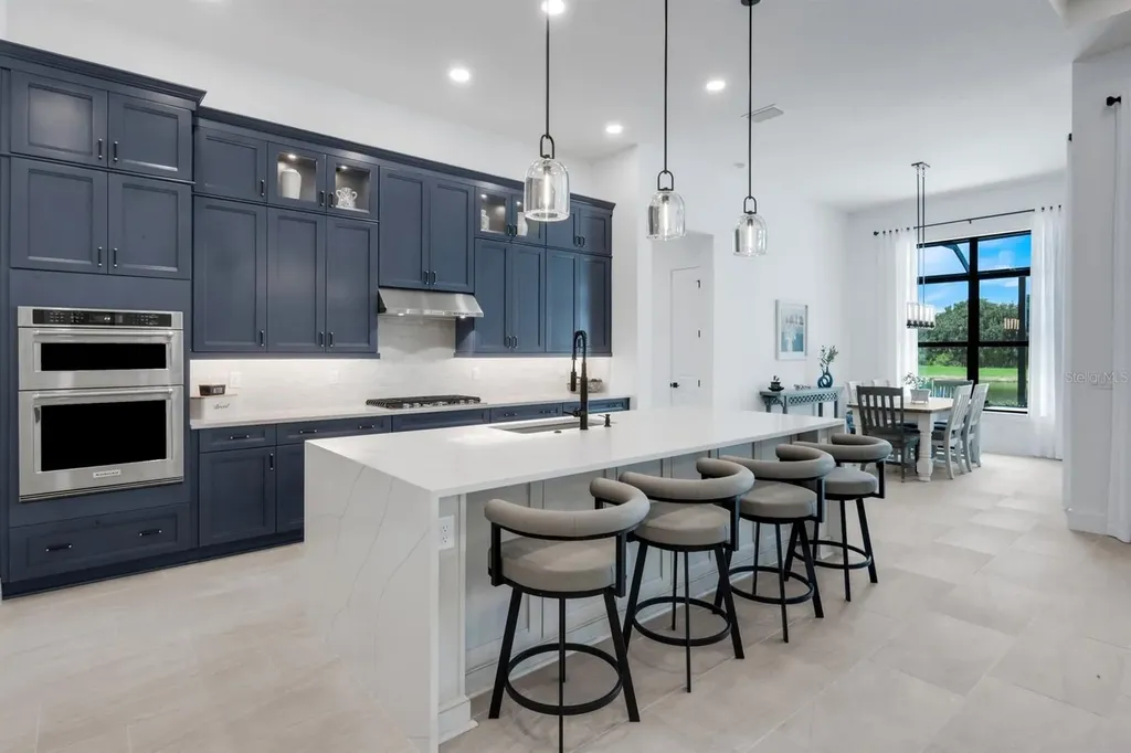 2428 Waterfront Circle Sarasota FL 34240