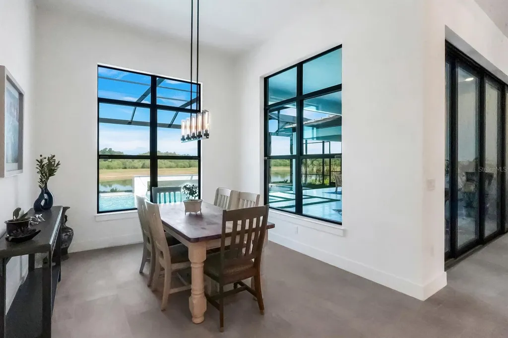 2428 Waterfront Circle Sarasota FL 34240
