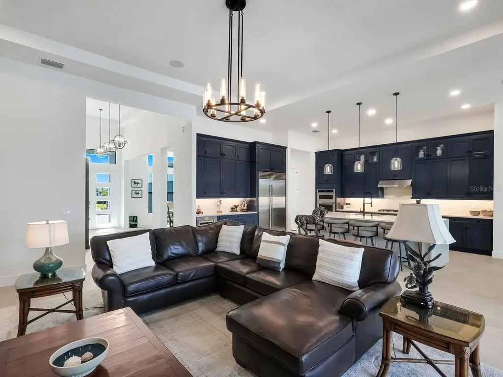 2428 Waterfront Circle Sarasota FL 34240