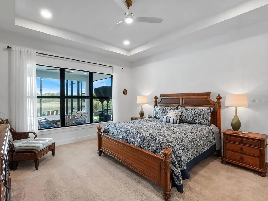 2428 Waterfront Circle Sarasota FL 34240