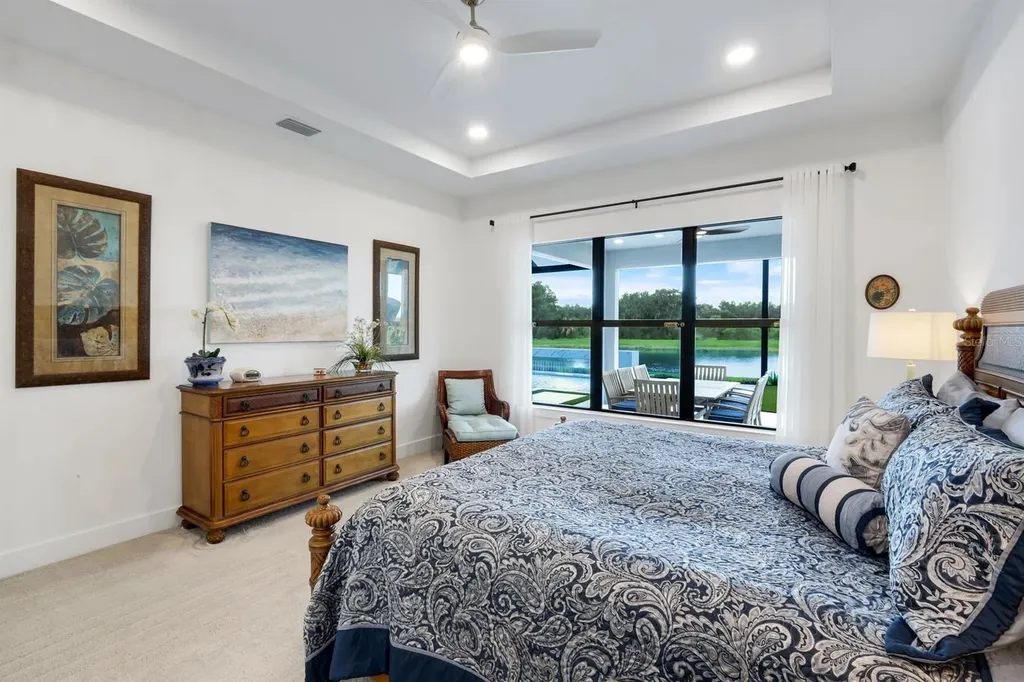 2428 Waterfront Circle Sarasota FL 34240