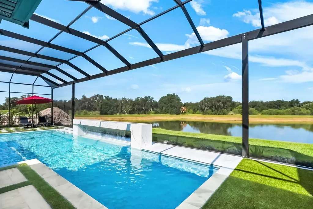 2428 Waterfront Circle Sarasota FL 34240