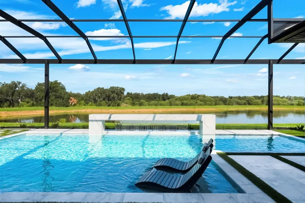 2428 Waterfront Circle Sarasota FL 34240