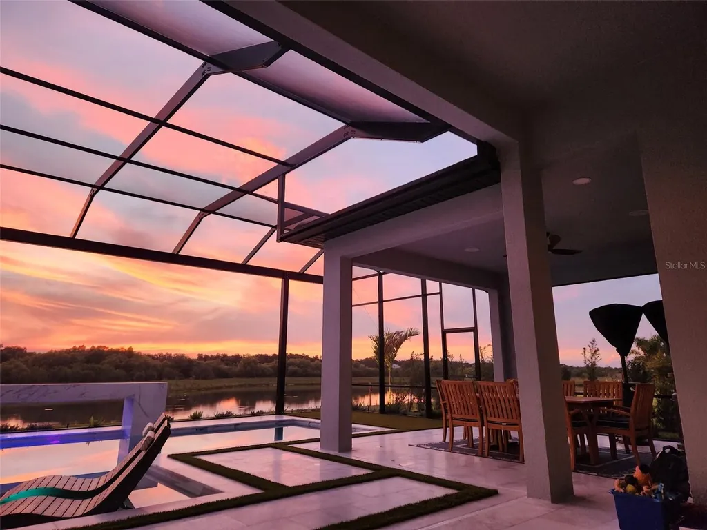 2428 Waterfront Circle Sarasota FL 34240