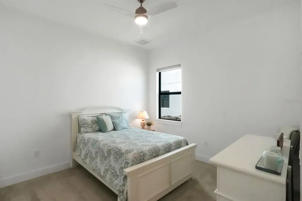 2428 Waterfront Circle Sarasota FL 34240