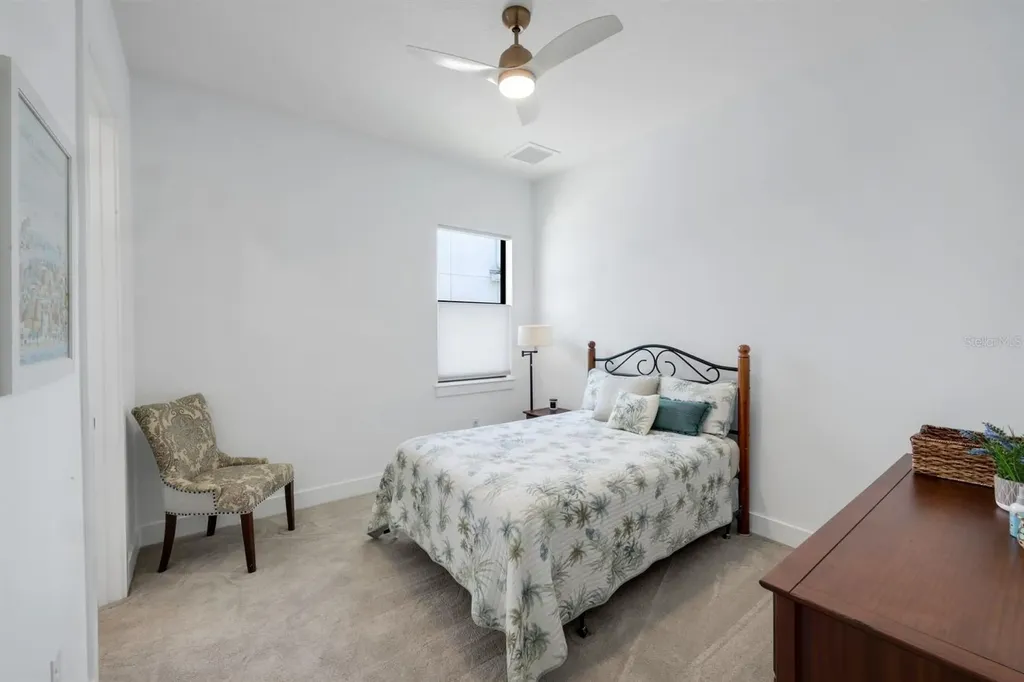 2428 Waterfront Circle Sarasota FL 34240