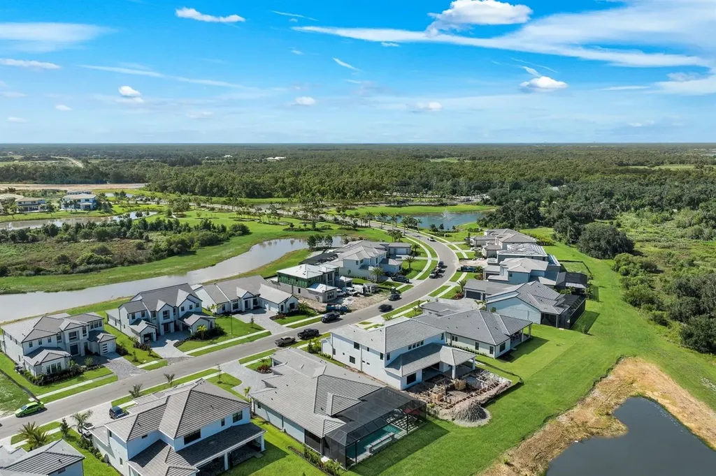 2428 Waterfront Circle Sarasota FL 34240