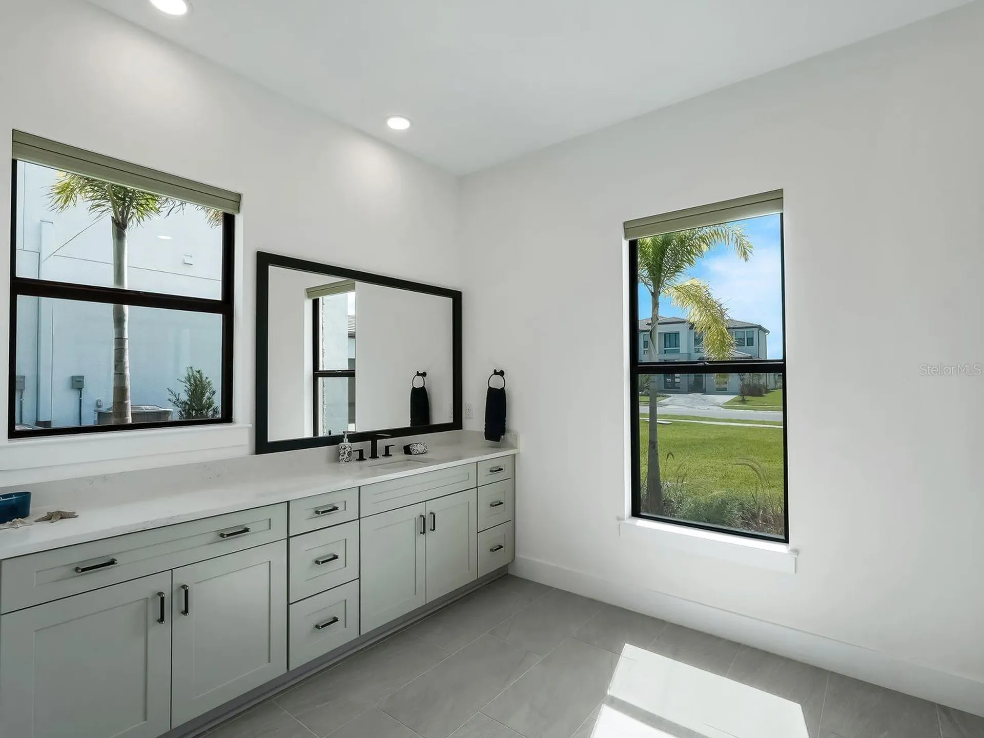 2428 Waterfront Circle Sarasota FL 34240