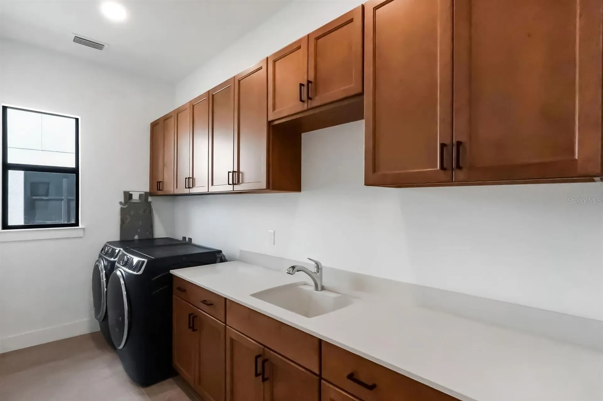 2428 Waterfront Circle Sarasota FL 34240
