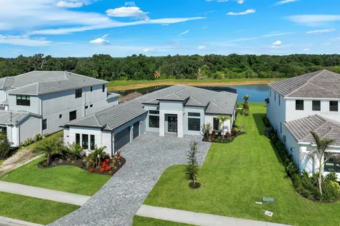 2428 Waterfront Circle Sarasota FL 34240