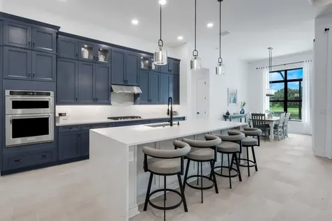 2428 Waterfront Circle Sarasota FL 34240