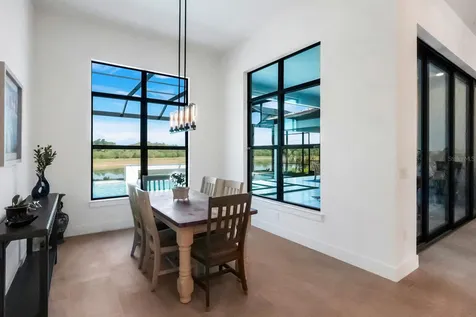2428 Waterfront Circle Sarasota FL 34240