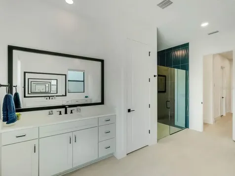 2428 Waterfront Circle Sarasota FL 34240