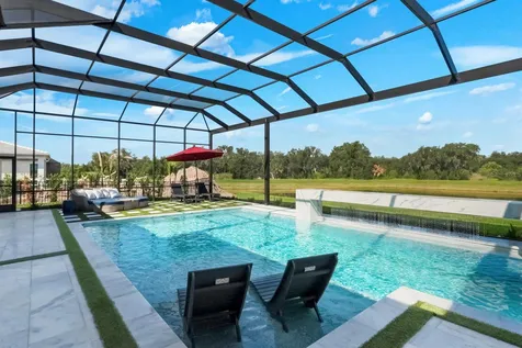 2428 Waterfront Circle Sarasota FL 34240