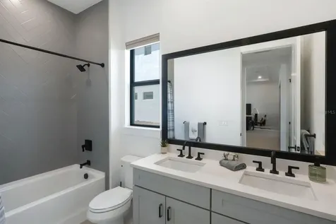 2428 Waterfront Circle Sarasota FL 34240