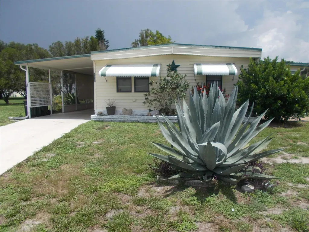 6872 Haawi Court North Port FL 34287