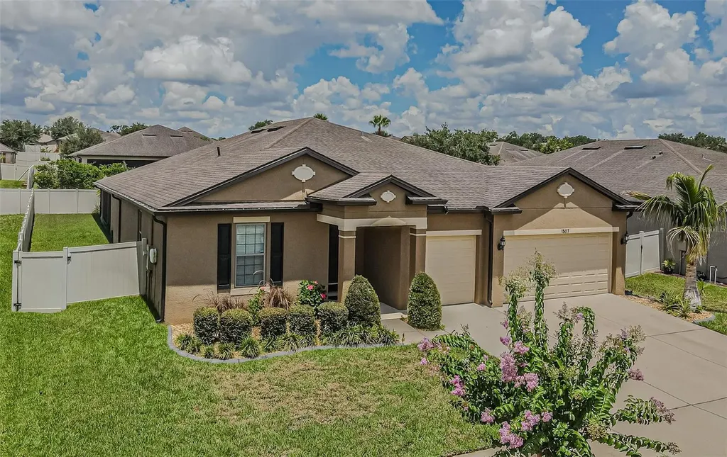 1507 Windy Gap Place Valrico FL 33594