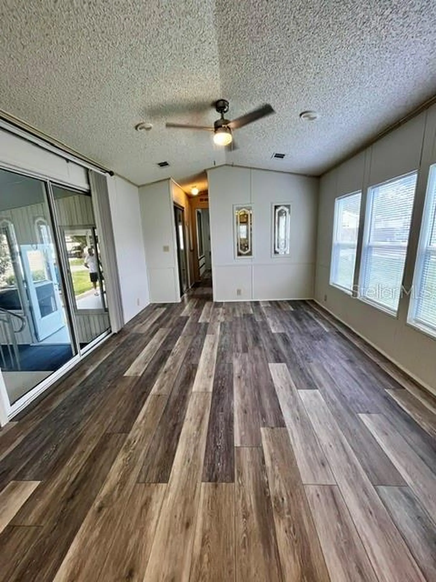 50989 Highway 27 Davenport FL 33897