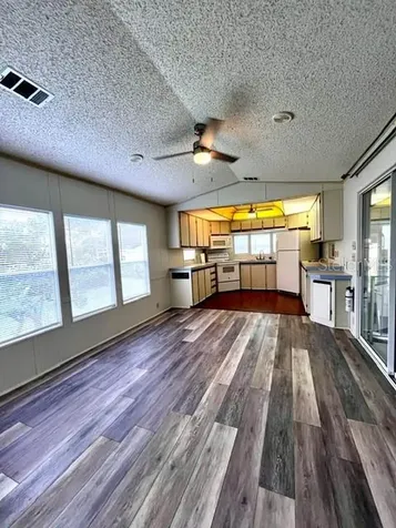 50989 Highway 27 Davenport FL 33897