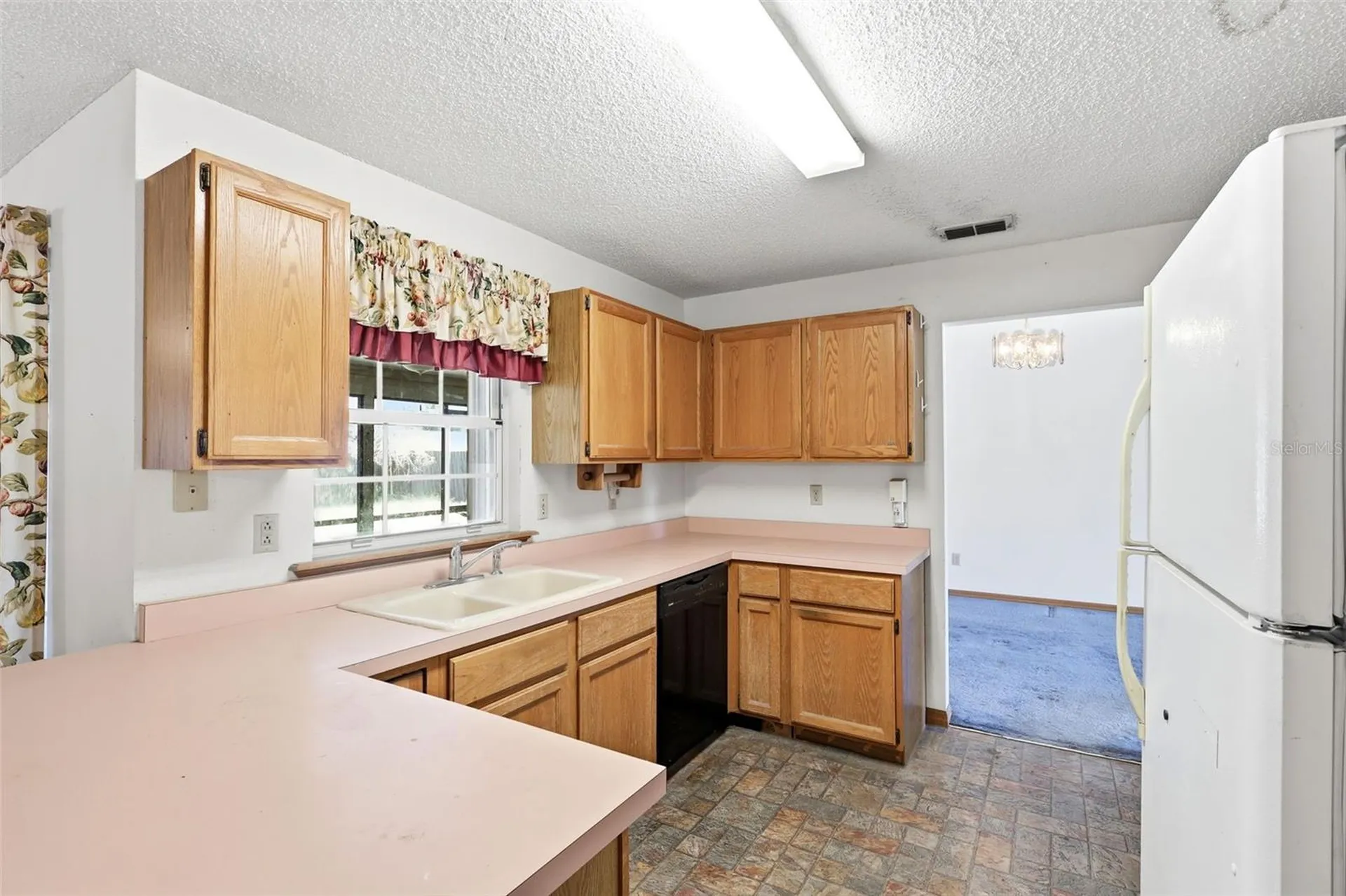 382 Blythville Avenue Deltona FL 32725